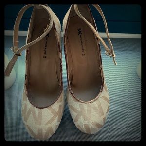 original Michael Kors comfortable and resistant